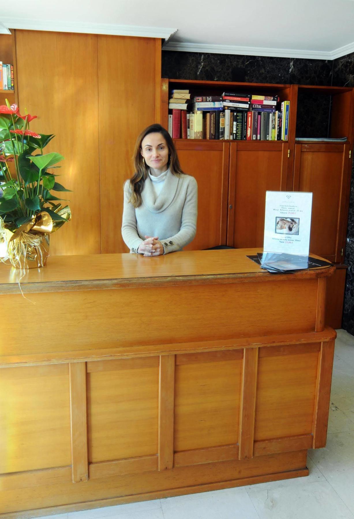 Halley Hotel & Apartments Affiliated By Melia Benidorm Ngoại thất bức ảnh