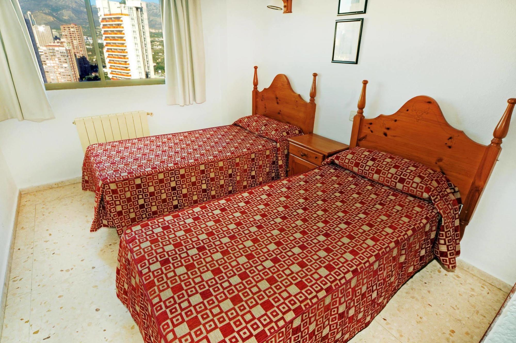 Halley Hotel & Apartments Affiliated By Melia Benidorm Ngoại thất bức ảnh