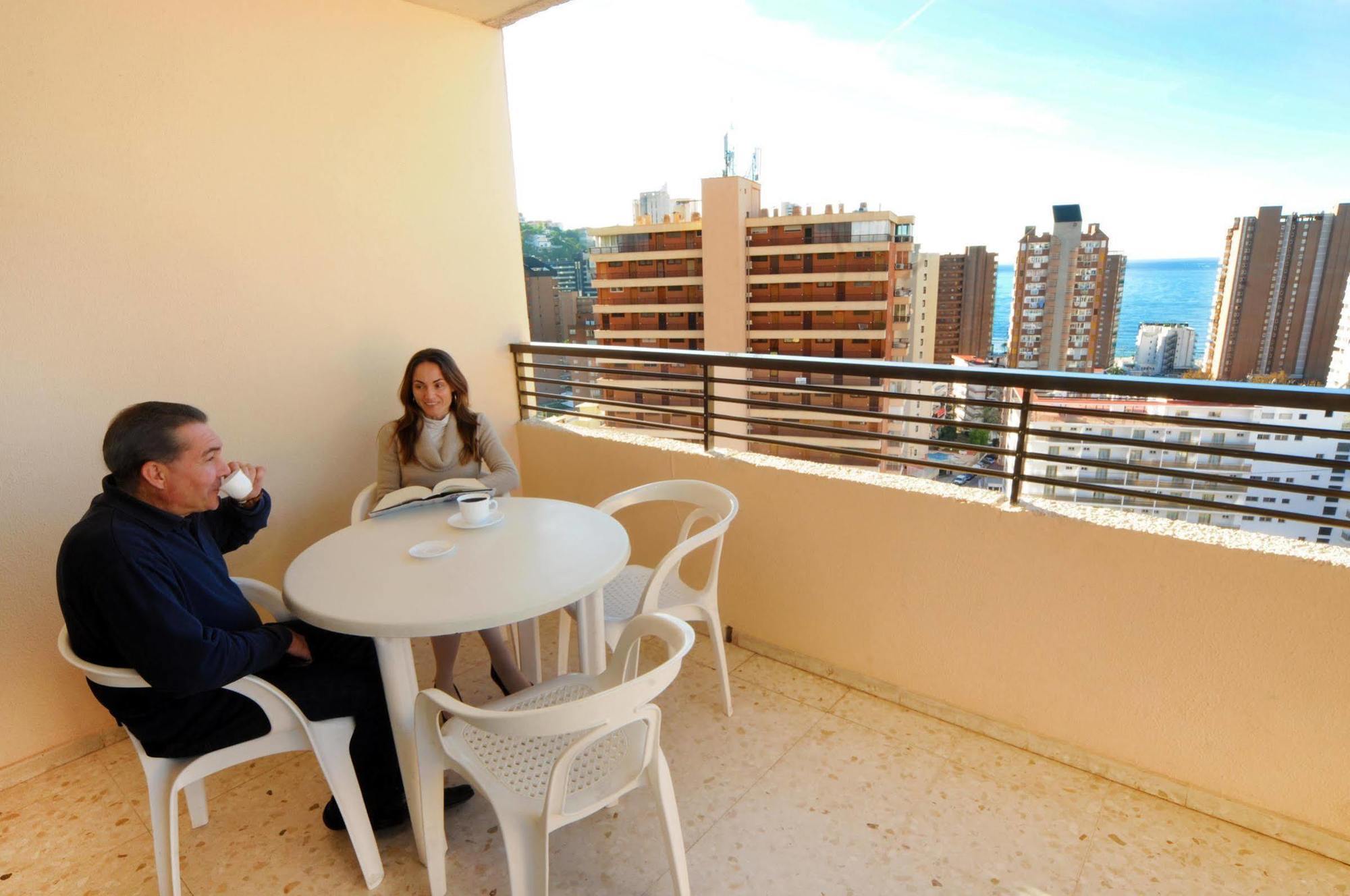 Halley Hotel & Apartments Affiliated By Melia Benidorm Ngoại thất bức ảnh